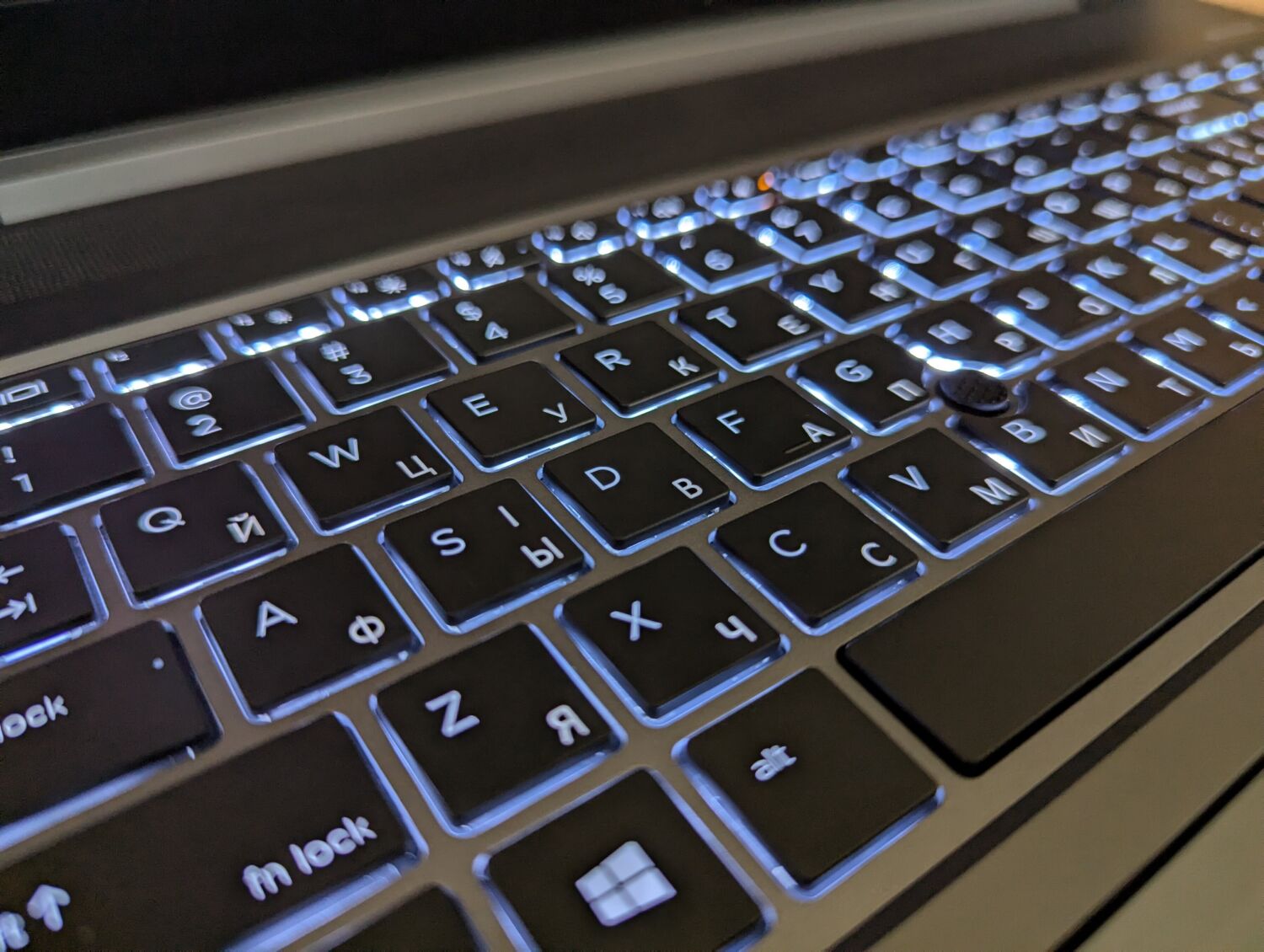 Ноутбук робоча станція HP zBook 15 G5 / 15.6" (1920x1080) IPS / Intel Core i5-8300H (4 (8) ядра по 2.3 - 4.0 GHz) / 16 GB DDR4 / 480 GB SSD / Intel UHD Graphics 630 / TouchID / WebCam / Windows 10 - Зображення 12