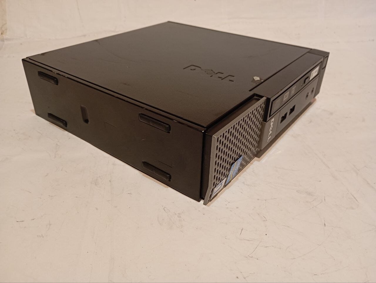 ПК Б-клас Dell OptiPlex 790 USFF / Intel Core i5-2400S (4 ядра по 2.5 - 3.3 GHz) / 8 GB DDR3 / 500 GB HDD / Intel HD Graphics 2000 / DVD-RW - Зображення 3