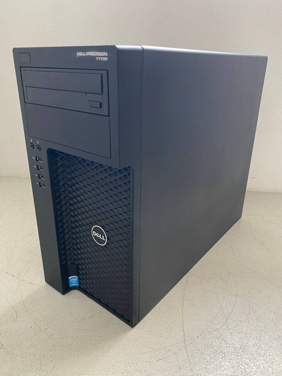 Робоча станція Dell Precision T1700 Tower / Intel Core i7-4790 (4 (8) ядра по 3.6 - 4.0 GHz) / 16 GB DDR3 / 256 GB SSD / AMD Radeon HD 6750, 1 GB GDDR5, 128-bit / DVD-ROM - Зображення 2