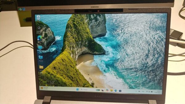 Ультрабук Б-клас Acer TravelMate P214-55-58BP / 14" (1920x1200) IPS / Intel Core i5-1335U (10 (12) ядер по 3.4 - 4.6 GHz) / 16 GB DDR4 / 512 GB SSD / Intel Iris Xe Graphics / Webcam - Зображення 9