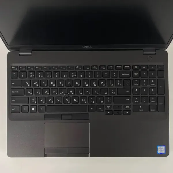 Ультрабук Б-клас Dell Latitude 5501 / 15.6" (1920x1080) IPS / Intel Core i5-9400H (4 (8) ядра по 2.5 - 4.3 GHz) / 16 GB DDR4 / 256 GB SSD / Intel UHD Graphics 630 / WebCam / SIM - Зображення 3