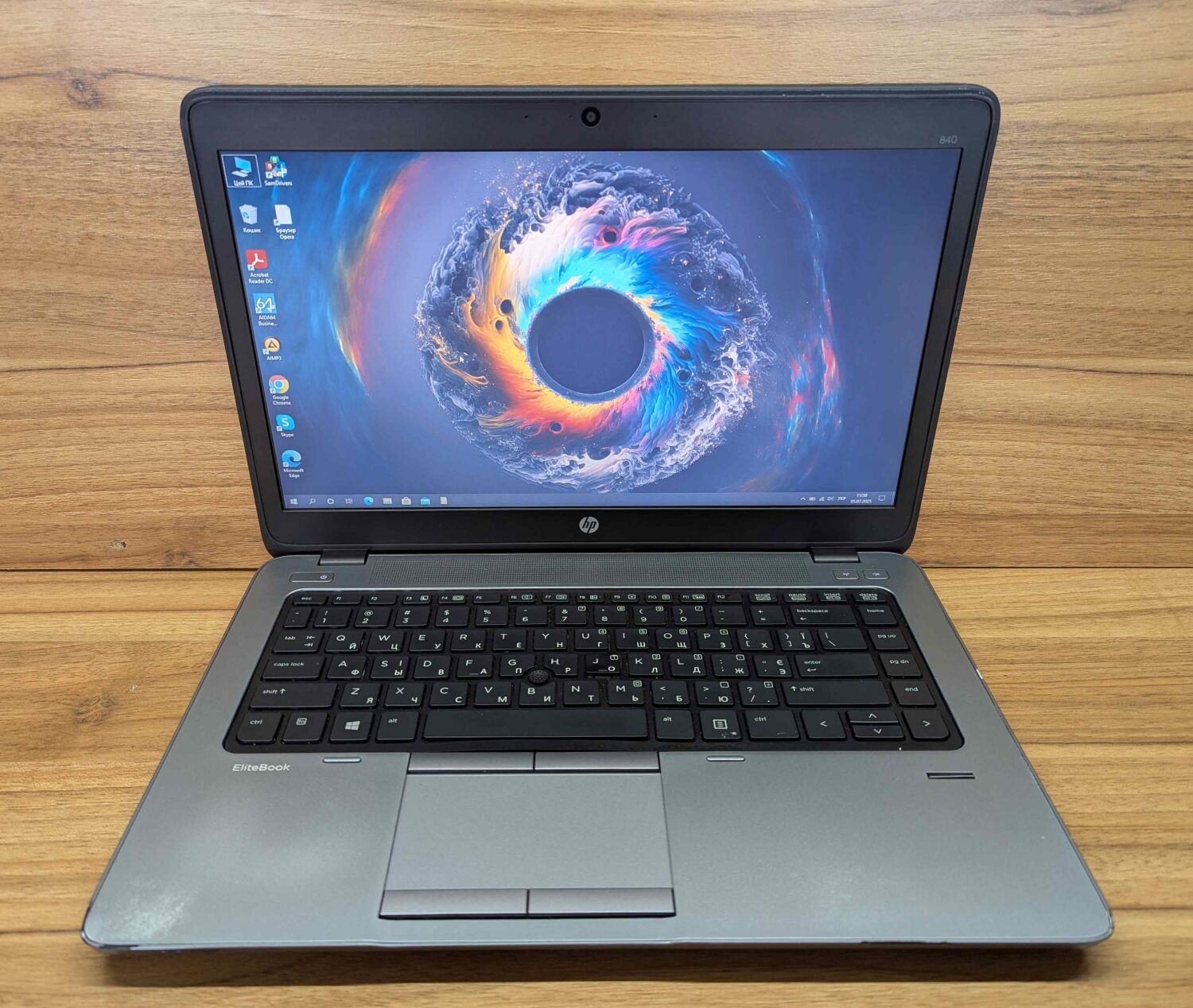 Ультрабук Б-клас HP EliteBook 840 G1 / 14" (1600x900) TN / Intel Core i5-4300U (2 (4) ядра по 1.9 - 2.9 GHz) / 8 GB DDR3 / 240 GB SSD / Intel HD Graphics 4400 / WebCam / Fingerprint / Windows 10 - Зображення 2