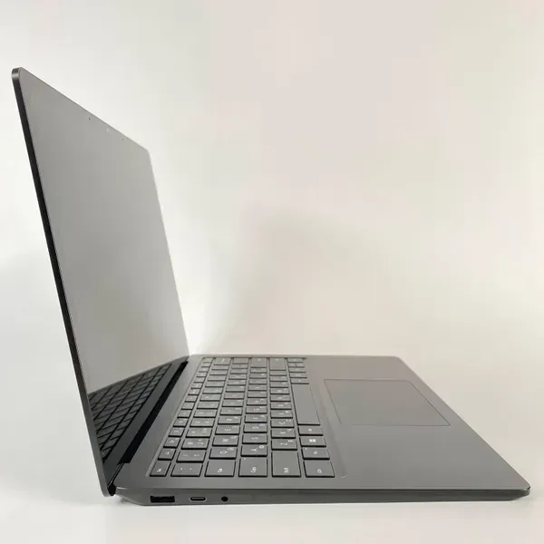 Ультрабук Б-клас Microsoft Surface Laptop 4 / 13.5" (2256x1504) IPS Touch / Intel Core i7-1185G7 (4 (8) ядра по 3.0 - 4.8 GHz) / 16 GB DDR4 / 256 GB SSD / Intel Iris Xe Graphics / USB Type-C - Зображення 4