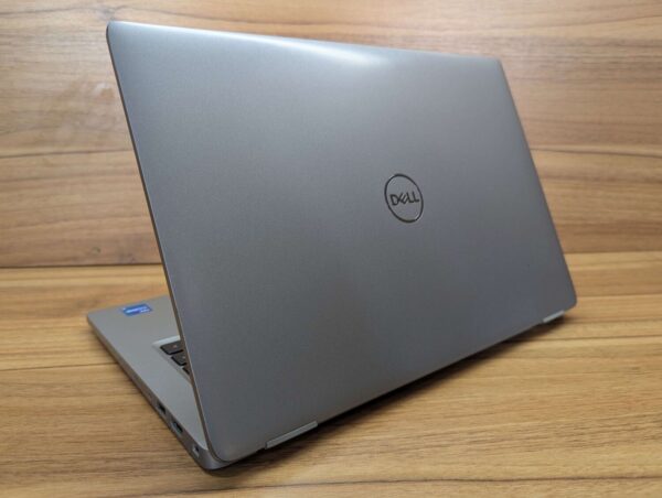 Ультрабук Dell Latitude 5320 / 13.3" (1920x1080) IPS Touch / Intel Core i5-1135G7 (4 (8) ядра по 2.4 - 4.2 GHz) / 16 GB DDR4 / 512 GB SSD / Intel Iris Xe Graphics / WebCam / Fingerprint / Windows 10 - Зображення 7