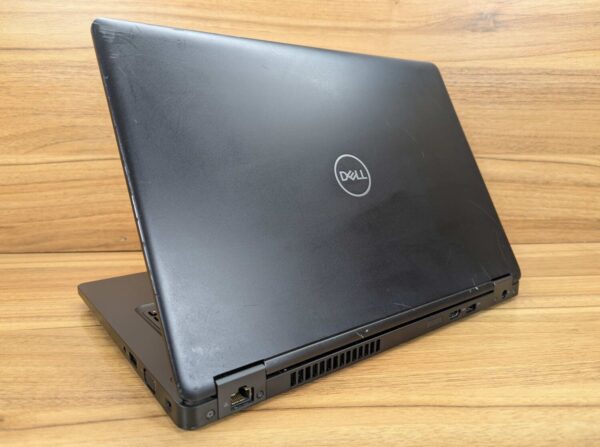 Ультрабук Dell Latitude 5490 / 14" (1920x1080) IPS / Intel Core i5-8350U (4 (8) ядра по 1.7 - 3.6 GHz) / 16 GB DDR4 / 512 GB SSD / Intel UHD Graphics 620 / WebCam / HDMI / Windows 10 - Зображення 7