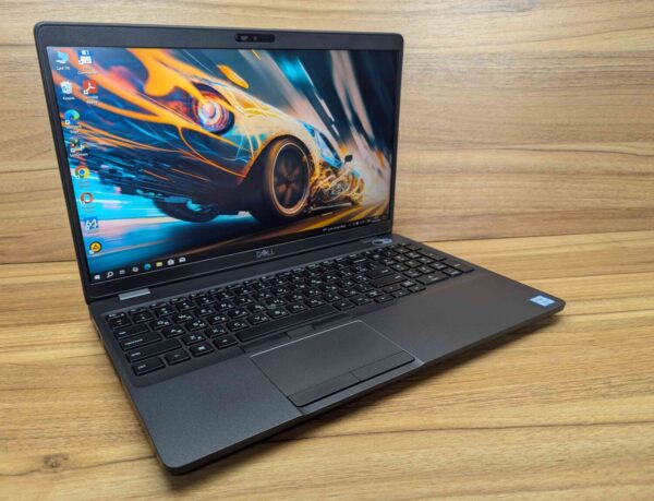Ультрабук Dell Latitude 5500 / 15.6" (1920x1080) IPS / Intel Core i5-8365U (4 (8) ядра по 1.6 - 4.1 GHz) / 16 GB DDR4 / 512 GB SSD / Intel UHD Graphics 620 / WebCam / TouchID / Windows 10 - Зображення 4