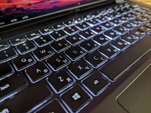 Ультрабук Dell Latitude 7410 / 14" (1920x1080) IPS / Intel Core i7-10610U (4 (8) ядра по 1.8 - 4.9 GHz) / 16 GB DDR4 / 512 GB SSD / Intel UHD Graphics / HDMI / Windows 10 - Зображення 6