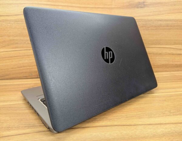 Ультрабук HP EliteBook 840 G1 / 14" (1366x768) TN / Intel Core i5-4300U (2 (4) ядра по 1.9 - 2.9 GHz) / 8 GB DDR3 / 240 GB SSD / Intel HD Graphics 4400 / WebCam / Fingerprint / Windows 10 - Зображення 7