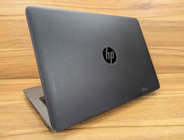 Ультрабук HP EliteBook 840 G1 / 14" (1366x768) TN / Intel Core i5-4300U (2 (4) ядра по 1.9 - 2.9 GHz) / 8 GB DDR3 / 240 GB SSD / Intel HD Graphics 4400 / WebCam / TouchID / Windows 10 - Зображення 7