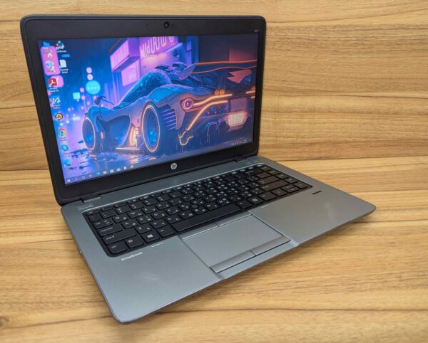Ультрабук HP EliteBook 840 G1 / 14" (1366x768) TN / Intel Core i5-4300U (2 (4) ядра по 1.9 - 2.9 GHz) / 8 GB DDR3 / 240 GB SSD / Intel HD Graphics 4400 / WebCam / TouchID / Windows 10 - Зображення 4