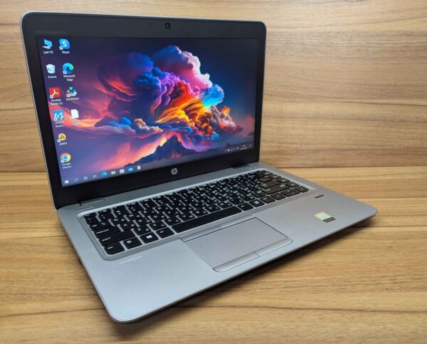 Ультрабук HP EliteBook 840 G3 / 14" (1920x1080) IPS / Intel Core i5-6300U (2 (4) ядра по 2.4 - 3.0 GHz) / 8 GB DDR4 / 240 GB SSD / Intel HD Graphics 520 / HDMI / TouchID / Windows 10 - Зображення 4