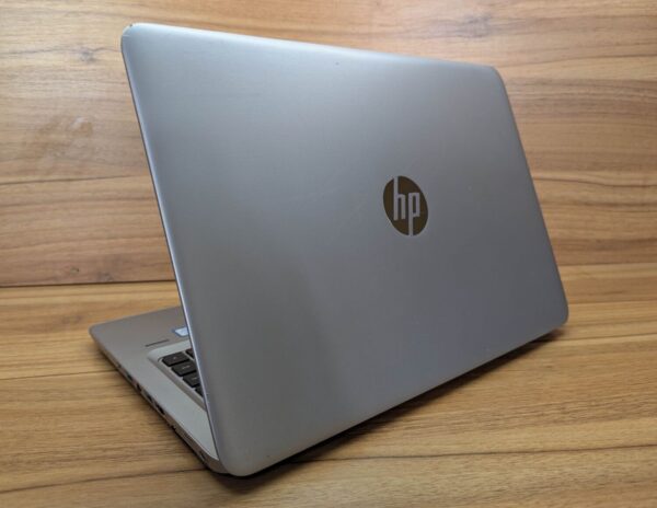 Ультрабук HP EliteBook 840 G3 / 14" (1920x1080) IPS / Intel Core i5-6300U (2 (4) ядра по 2.4 - 3.0 GHz) / 8 GB DDR4 / 240 GB SSD / Intel HD Graphics 520 / TouchID / HDMI / Windows 10 - Зображення 7
