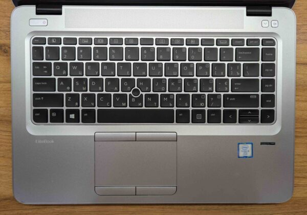 Ультрабук HP EliteBook 840 G3 / 14" (1920x1080) IPS / Intel Core i5-6300U (2 (4) ядра по 2.4 - 3.0 GHz) / 8 GB DDR4 / 240 GB SSD / Intel HD Graphics 520 / TouchID / HDMI / Windows 10 - Зображення 3
