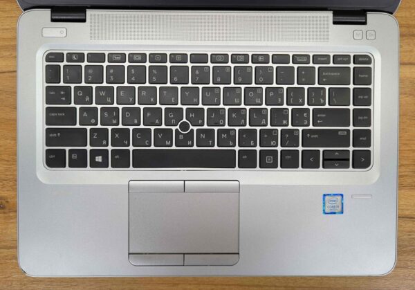 Ультрабук HP EliteBook 840 G4 / 14" (1920x1080) IPS / Intel Core i5-7200U (2 (4) ядра по 2.5 - 3.1 GHz) / 8 GB DDR4 / 240 GB SSD / Intel HD Graphics 520 / WebCam / Fingerprint / Windows 10 - Зображення 3