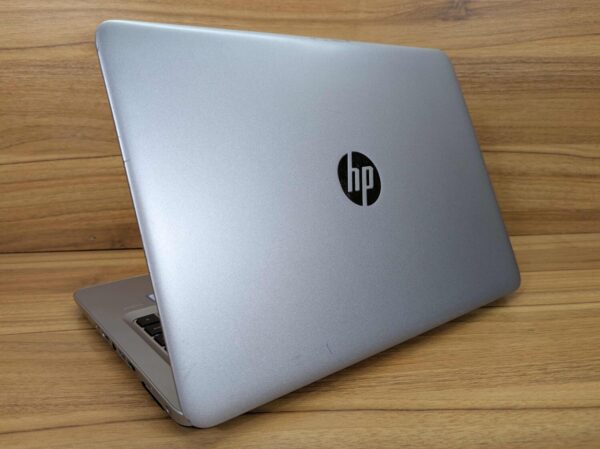 Ультрабук HP EliteBook 840 G4 / 14" (1920x1080) IPS / Intel Core i5-7200U (2 (4) ядра по 2.5 - 3.1 GHz) / 8 GB DDR4 / 240 GB SSD / Intel HD Graphics 520 / WebCam / Fingerprint / Windows 10 - Зображення 7