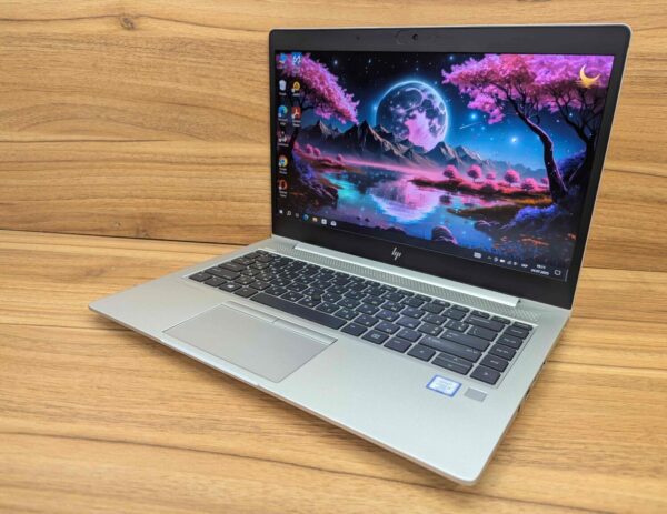 Ультрабук HP EliteBook 840 G5 / 14" (1920x1080) IPS / Intel Core i5-7200U (2 (4) ядра по 2.5 - 3.1 GHz) / 8 GB DDR4 / 256 GB SSD / Intel UHD Graphics 620 / WebCam / Fingerprint / Windows 10 - Зображення 5