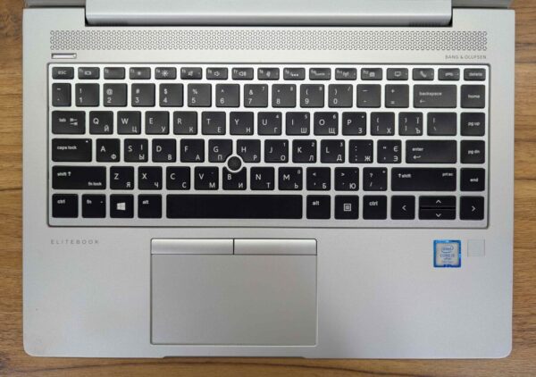 Ультрабук HP EliteBook 840 G5 / 14" (1920x1080) IPS / Intel Core i5-7300U (2 (4) ядра по 2.6 - 3.5 GHz) / 8 GB DDR4 / 240 GB SSD / Intel UHD Graphics 620 / WebCam / Fingerprint / Windows 10 - Зображення 3