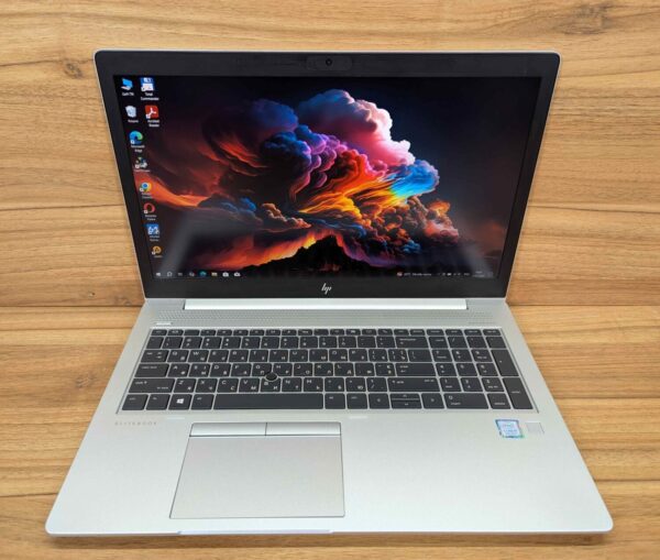 Ультрабук HP EliteBook 850 G5 / 15.6" (1920x1080) IPS / Intel Core i5-8250U (4 (8) ядра по 1.6 - 3.4 GHz) / 16 GB DDR4 / 512 GB SSD / AMD Radeon RX 540, 2 GB GDDR5, 128-bit / WebCam / Fingerprint / Windows 10 - Зображення 2