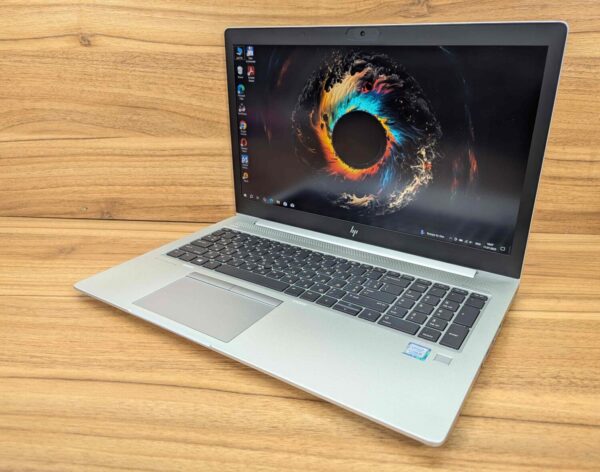 Ультрабук HP EliteBook 850 G5 / 15.6" (1920x1080) IPS / Intel Core i5-8250U (4 (8) ядра по 1.6 - 3.4 GHz) / 16 GB DDR4 / 512 GB SSD / AMD Radeon RX 540, 2 GB GDDR5, 128-bit / WebCam / TouchID / Windows 10 - Зображення 5
