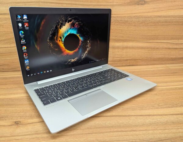 Ультрабук HP EliteBook 850 G5 / 15.6" (1920x1080) IPS / Intel Core i5-8250U (4 (8) ядра по 1.6 - 3.4 GHz) / 16 GB DDR4 / 512 GB SSD / AMD Radeon RX 540, 2 GB GDDR5, 128-bit / WebCam / TouchID / Windows 10 - Зображення 4