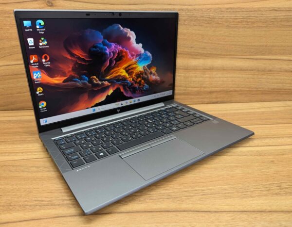 Мобільна робоча станція HP zBook Firefly 14 G8 / 14" (1920x1080) IPS / Intel Core i7-1165G7 (4 (8) ядра по 2.8 - 4.7 GHz) / 16 GB DDR4 / 512 GB SSD / nVidia T500, 4 GB GDDR6, 64-bit / WebCam / Fingerprint / Windows 11 - Зображення 3