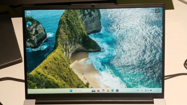 Ультрабук Lenovo Б-клас ThinkPad E14 5 Gen Aluminium / 14" (1920х1200) IPS / AMD Ryzen 5 7530U (6 (12) ядер по 2.0 - 4.5 GHz) / 16 GB DDR4 / 512 GB SSD / AMD Radeon RX Vega 7 / WebCam - Зображення 7