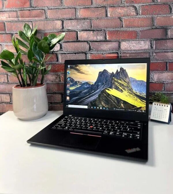Ультрабук Lenovo ThinkPad L14 Gen 1 / 14" (1920x1080) IPS / AMD Ryzen 5 Pro 4650U (6 (12) ядер по 2.1 - 4.0 GHz) / 16 GB DDR4 / 256 GB SSD / AMD Radeon RX Vega 6 Graphics / WebCam / Win 10 Pro - Зображення 8