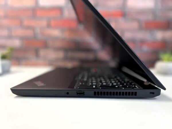 Ультрабук Lenovo ThinkPad L15 / 15.6" (1920x1080) IPS Touch / AMD Ryzen 5 Pro 4750U (8 (16) ядер по 1.7 - 4.1 GHz) / 32 GB DDR4 / 512 GB SSD M.2 / AMD Radeon RX Vega 6 Graphics / WebCam / Win 10 Pro - Зображення 5