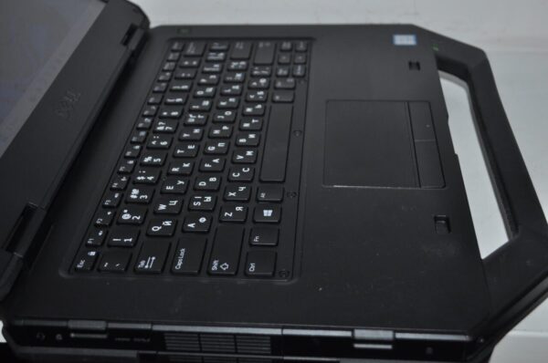 Захищений ноутбук Dell Latitude 5414 Rugged / 14" (1366x768) TN / Intel Core i3-6100U (2 (4) ядра по 2.3 GHz) / 8 GB DDR4 / 256 GB SSD / Intel HD Graphics 520 / WebCam / Windows 11 Pro - Зображення 6