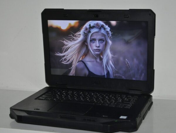 Захищений ноутбук Dell Latitude 5414 Rugged / 14" (1366x768) TN / Intel Core i3-6100U (2 (4) ядра по 2.3 GHz) / 8 GB DDR4 / 256 GB SSD / Intel HD Graphics 520 / WebCam / Windows 11 Pro - Зображення 4