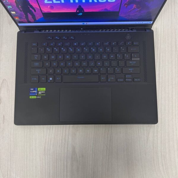 Ігровий ноутбук Б-клас Asus ROG Zephyrus M16 GU604VI / 16" (2560x1600) IPS / Intel Core i9-13900H (14 (20) ядер по 2.6 - 5.4 GHz) / 16 GB DDR5 / 1000 GB SSD NVMe / nVidia GeForce RTX 4070, 8 GB GDDR6, 128-bit / WebCam - Зображення 7