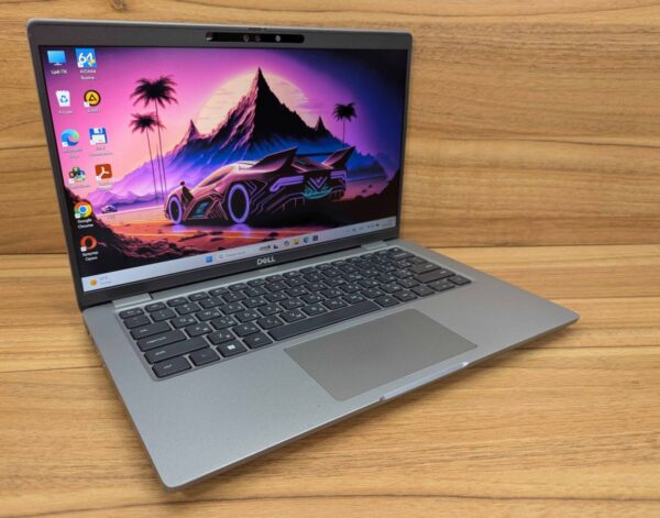 Ультрабук Dell Latitude 5440 / 14" (1920x1080) IPS / Intel Core i5-1335U (10 (12) ядер по 3.4 - 4.6 GHz) / 16 GB DDR4 / 256 GB SSD / Intel Iris Xe Graphics / WebCam / Windows 11 - Зображення 4