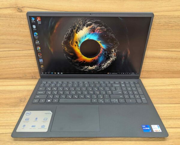Ноутбук Dell Inspiron 15 3530 / 15.6" (1920x1080) IPS Touch / Intel Core i7-1355U (10 (12) ядер по 3.7 - 5.0 GHz) / 16 GB DDR4 / 480 GB SSD / Intel Iris Xe Graphics / WebCam / Windows 10 - Зображення 2