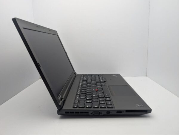 Ноутбук Lenovo ThinkPad L540 / 15.6" (1366x768) TN / Intel Core i3-4000M (2 (4) ядра по 2.4 GHz) / 8 GB DDR3 / 1000 GB HDD / Intel HD Graphics 4600 / WebCam / DVD-ROM - Зображення 4