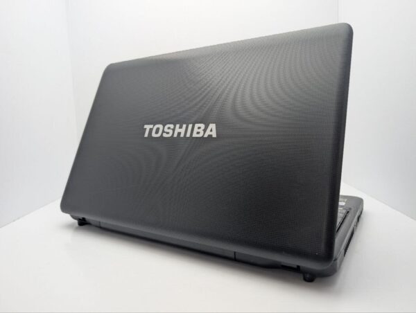 Ноутбук Toshiba Satellite Pro C660 / 15.6" (1366x768) TN / Intel Core i3-380M (2 (4) ядра по 2.53 GHz) / 6 GB DDR3 / 320 GB HDD / Intel HD Graphics 1000 / WebCam / DVD-ROM - Зображення 8