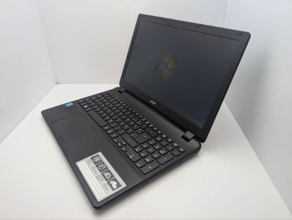 Ноутбук Acer Aspire ES1-571 / 15.6" (1366x768) TN / Intel Core i3-5005U (2 (4) ядра по 2.0 GHz) / 8 GB DDR3 / 1000 GB HDD / Intel HD Graphics 5500 / WebCam / DVD-ROM - Зображення 7