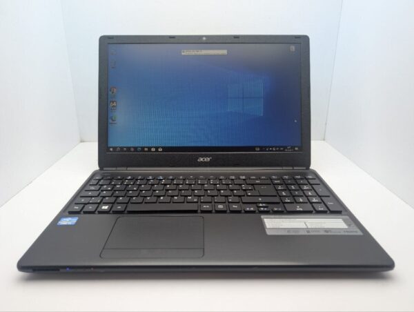 Ноутбук Acer Aspire ES1-571 / 15.6" (1366x768) TN / Intel Core i3-3217U (2 (4) ядра по 1.8 GHz) / 6 GB DDR3 / 120 GB SSD / Intel HD Graphics 4000 / WebCam / DVD-ROM - Зображення 2