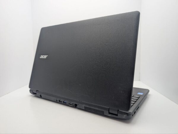 Ноутбук Acer Aspire ES1-571 / 15.6" (1366x768) TN / Intel Core i3-5005U (2 (4) ядра по 2.0 GHz) / 8 GB DDR3 / 1000 GB HDD / Intel HD Graphics 5500 / WebCam / DVD-ROM - Зображення 8