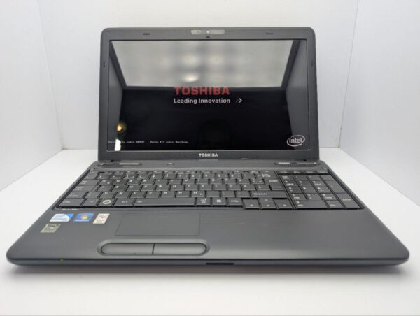 Ноутбук Toshiba Satellite Pro C660 / 15.6" (1366x768) TN / Intel Core i3-380M (2 (4) ядра по 2.53 GHz) / 6 GB DDR3 / 320 GB HDD / Intel HD Graphics 1000 / WebCam / DVD-ROM - Зображення 3