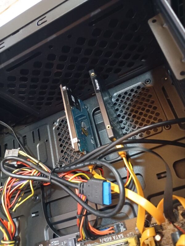 ПК Б-клас Vinga CS204B Tower / Intel Core i5-4690 (4 ядра по 3.5 - 3.9 GHz) / 16 GB DDR3 / 256 GB SSD + 1000 GB HDD / Intel HD Graphics 4600 / 500W + миша - Зображення 7