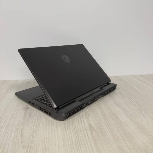 Ігровий ноутбук Б-клас MSI Vector GP68HX 12VH / 16" (1920x1200) IPS / Intel Core i9-12900HX (16 (24) ядер по 3.6 - 5.0 GHz) / 32 GB DDR5 / 1000 GB SSD NVMe / nVidia GeForce RTX 4080, 12 GB GDDR6, 192-bit / WebCam - Зображення 6
