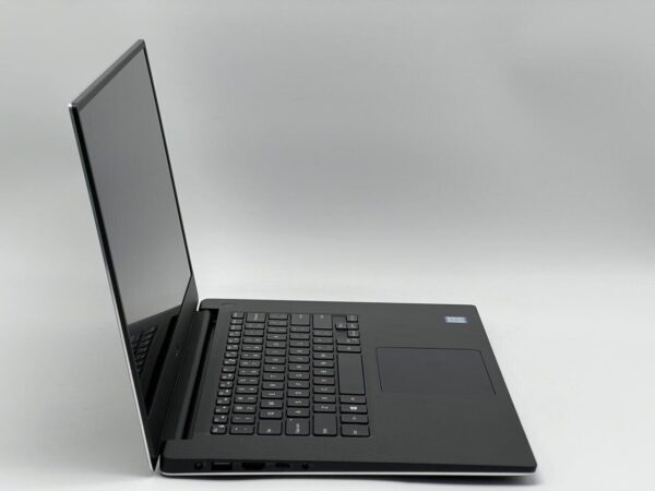 Мобільна робоча станція Dell Precision 5530 / 15.6" (1920x1080) IPS / Intel Core i7-8850H (6 (12) ядра по 2.6 - 4.3 GHz) / 16 GB DDR4 / 480 GB SSD / nVidia Quadro P2000, 4 GB GDDR5, 128-bit / WebCam - Зображення 3