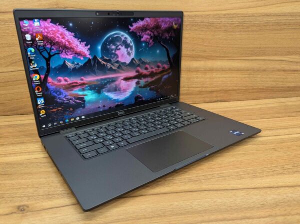 Ультрабук Dell Latitude 7530 / 15.6" (1920x1080) IPS / Intel Core i5-1245U (10 (12) ядер по 1.2 - 4.4 GHz) / 16 GB DDR4 / 512 GB SSD / Intel Iris Xe Graphics / WebCam / Windows 10 - Зображення 4