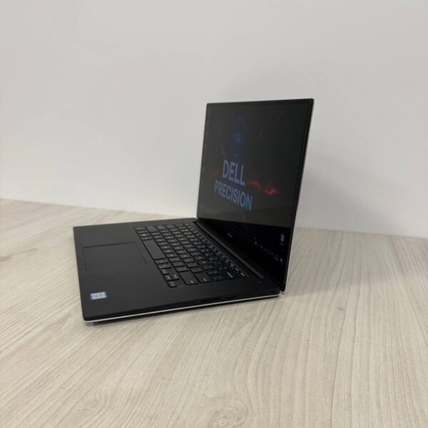 Мобільна робоча станція Б-клас Dell Precision 5530 / 15.6" (3840x2160) IPS Touch / Intel Core i7-8850H (6 (12) ядра по 2.6 - 4.3 GHz) / 16 GB DDR4 / 256 GB SSD NVMe / nVidia Quadro P1000, 4 GB GDDR5, 128-bit / WebCam - Зображення 5
