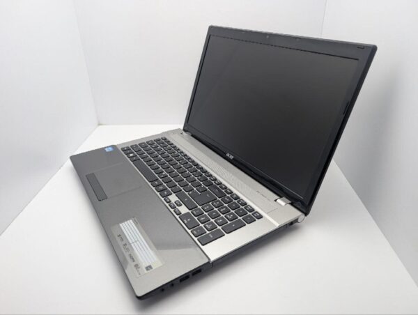 Ноутбук Acer Aspire V3-771 / 17.3" (1600x900) TN / Intel Core i3-2328M (2 (4) ядра по 2.2 GHz) / 6 GB DDR3 / 1000 GB HDD / Intel HD Graphics 3000 / WebCam / DVD-ROM - Зображення 7
