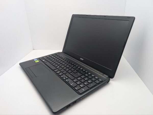 Ноутбук Acer Aspire E1-570G / 15.6" (1366x768) TN / Intel Core i3-3217U (2 (4) ядра по 1.8 GHz) / 8 GB DDR3 / 1000 GB HDD / nVidia GeForce GT 740M, 2 GB GDDR3, 64-bit / WebCam / DVD-ROM - Зображення 6