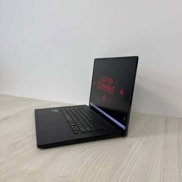 Ігровий ноутбук Asus ROG Zephyrus M16 GU604VY / 16" (2560x1600) IPS / Intel Core i9-13900H (14 (20) ядер по 2.6 - 5.4 GHz) / 32 GB DDR5 / 2000 GB SSD NVMe / nVidia GeForce RTX 4090, 16 GB GDDR6, 256-bit / WebCam - Зображення 5