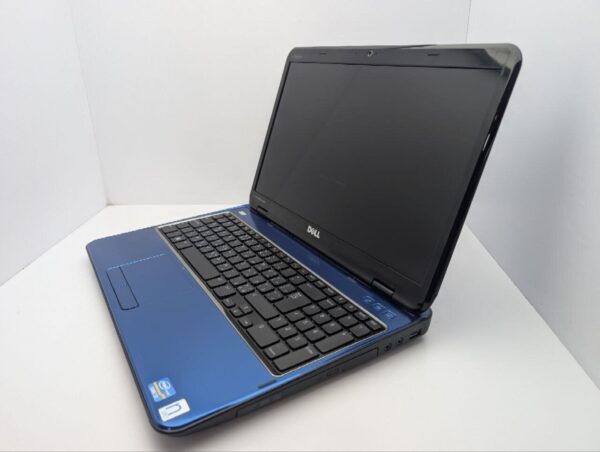 Ноутбук Dell Inspiron N5110 / 15.6" (1366x768) TN / Intel Core i3-2310M (2 (4) ядра по 2.1 GHz) / 6 GB DDR3 / 320 GB HDD / Intel HD Graphics 3000 / WebCam / DVD-ROM - Зображення 7