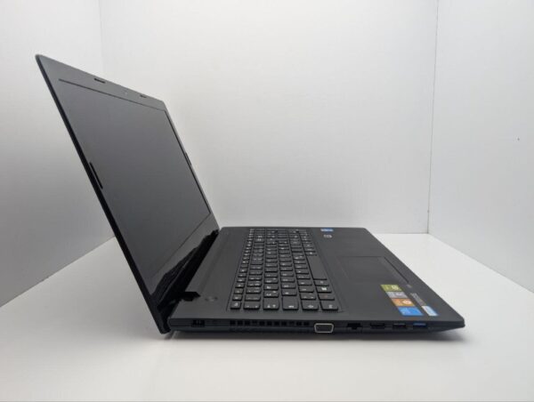 Ноутбук Lenovo G50-70 / 15.6" (1366x768) TN / Intel Core i3-4030U (2 (4) ядра по 1.9 GHz) / 8 GB DDR3 / 240 GB SSD / Intel HD Graphics 4400 / WebCam / DVD-ROM - Зображення 4