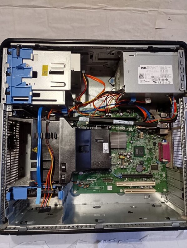 ПК Dell Optiplex 380 Tower / Intel Core 2 Quad Q6600 (4 ядра по 2.4 GHz) / 8 GB DDR3 / 500 GB HDD / Intel GMA Graphics / DVD-RW - Зображення 5
